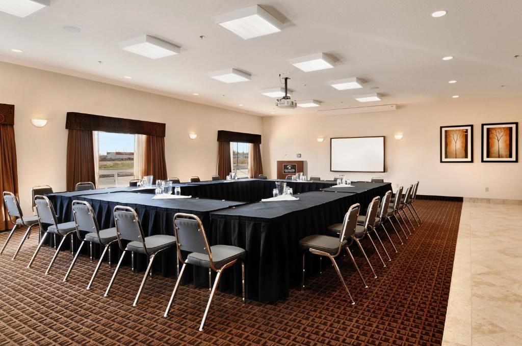 Canalta Hotel Moosomin Exterior photo